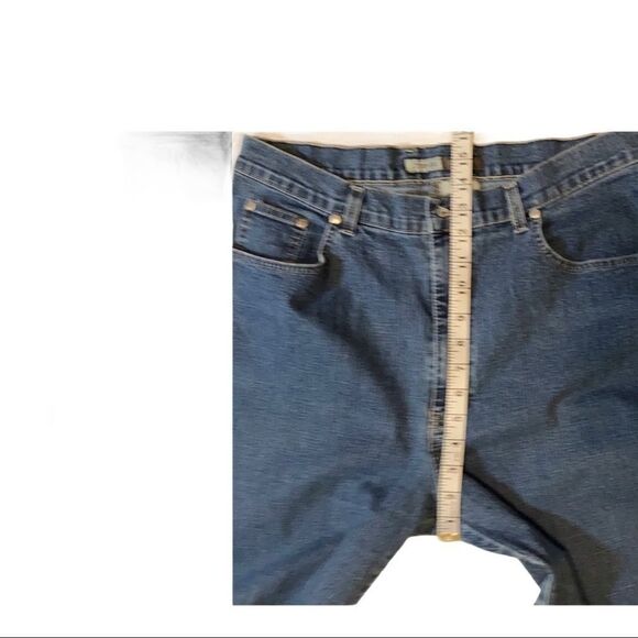 ST. John’s Bay,Women’s stretch Jeans, 33” waist - Picture 5 of 10